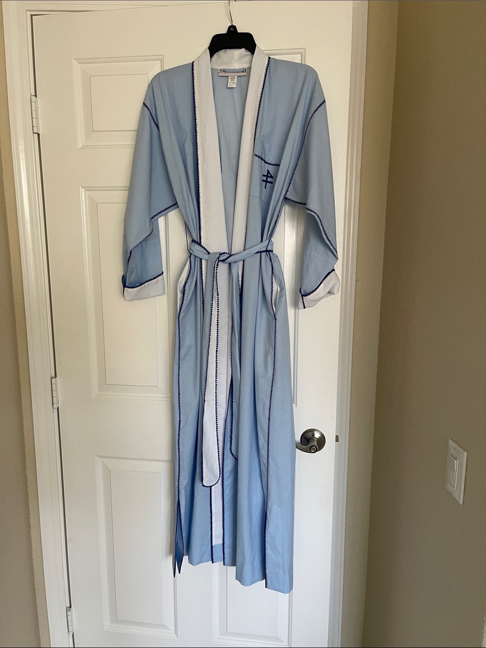 Fernando Sanchez Robe, Small, new condition